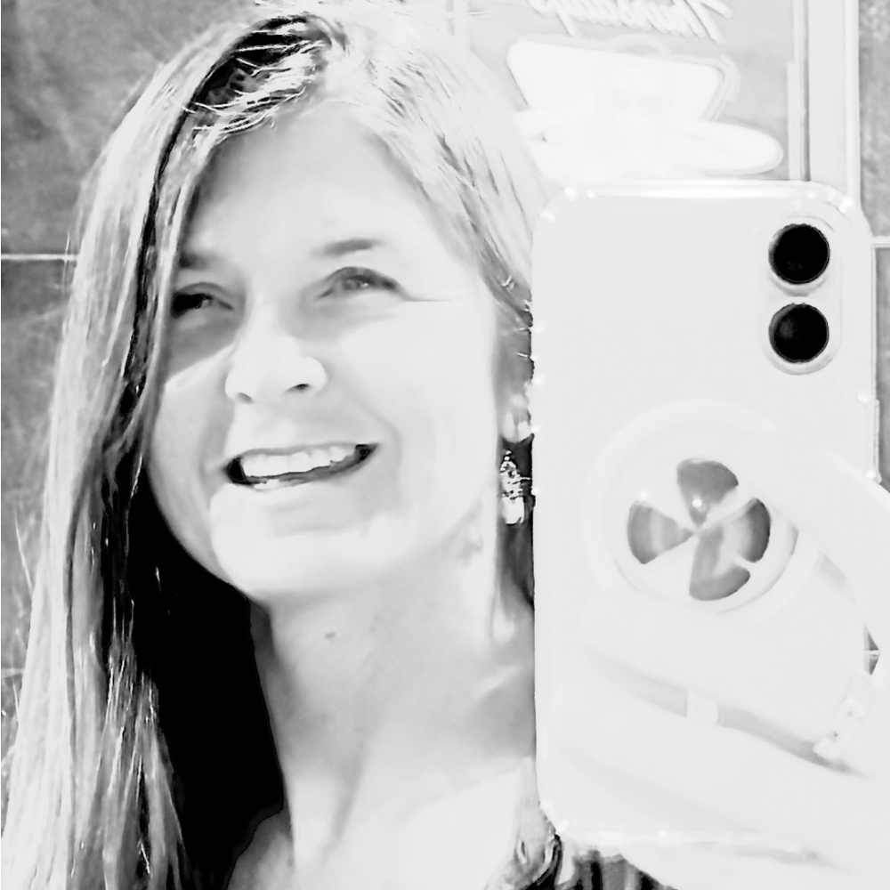 Meet your Posher, Alison